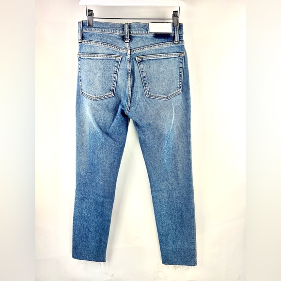 RE/DONE Light 22 High-Rise Ankle Crop Jeans - Picture 3 of 12